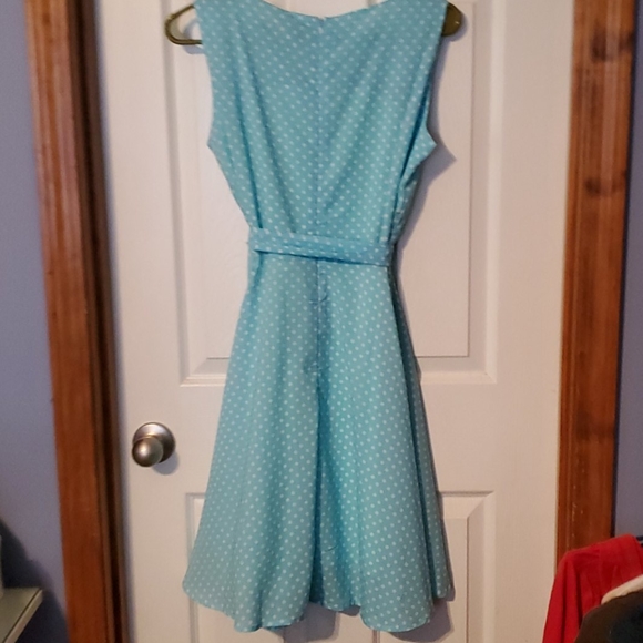 Dress - Picture 4 of 5